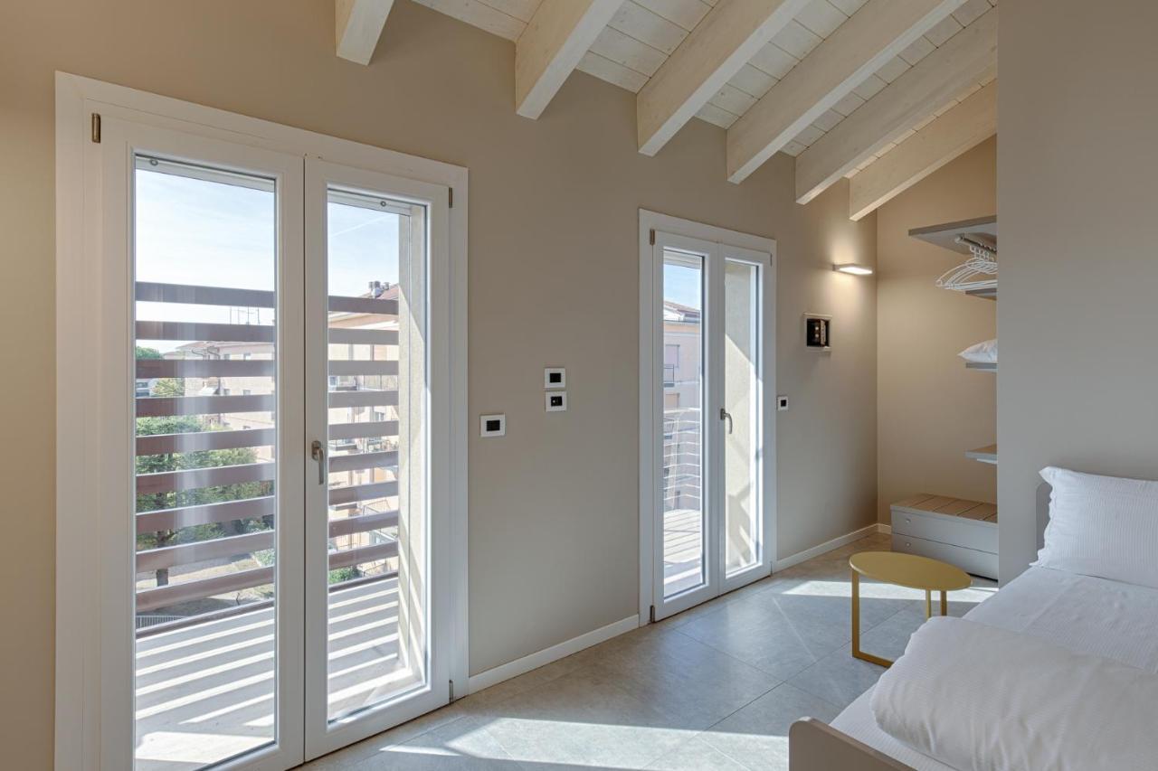 Homingarda - Fine Holiday Apartments ペスキエーラ・デル・ガルダ エクステリア 写真