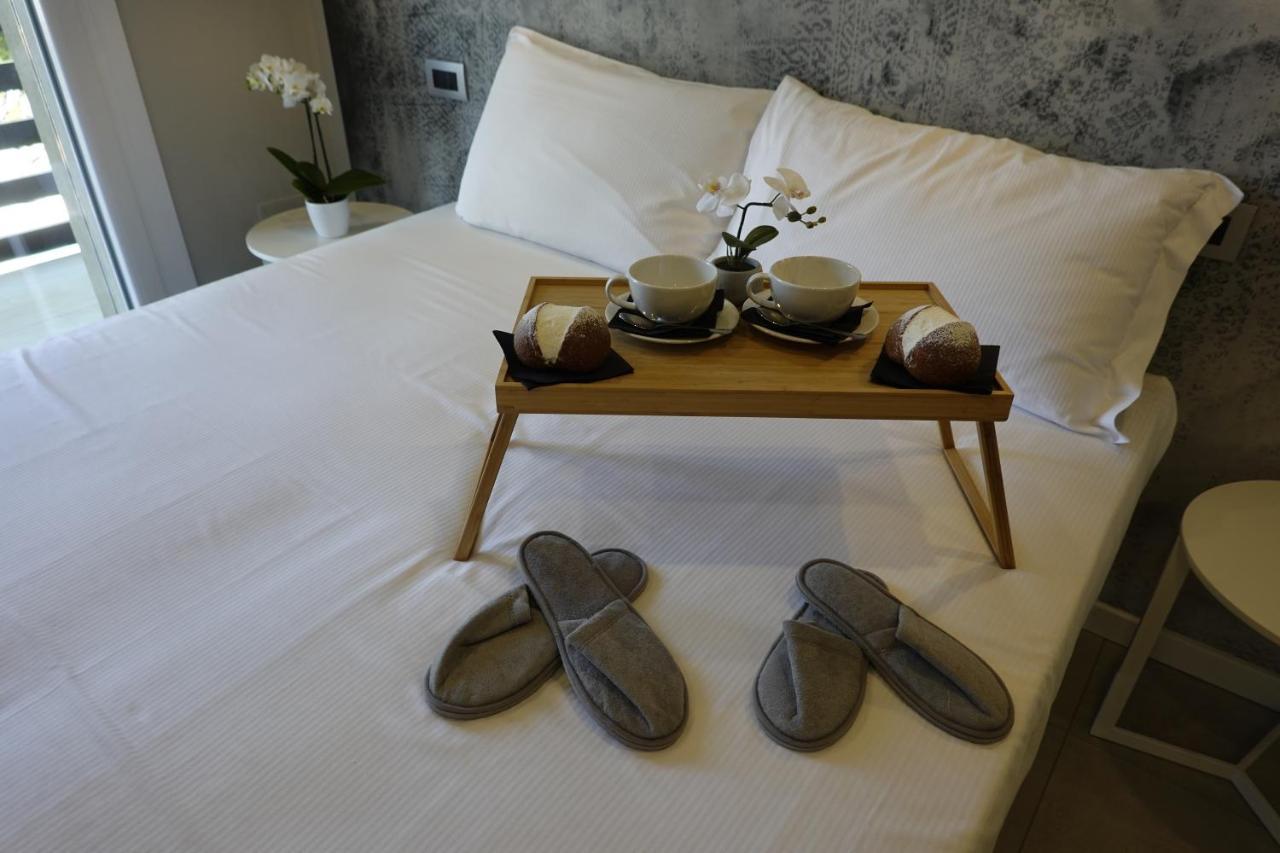 Homingarda - Fine Holiday Apartments ペスキエーラ・デル・ガルダ エクステリア 写真